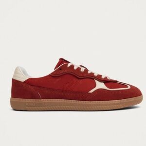 Alohas TB.490 RIFE SHEEN RED LEATHER SNEAKERS

Never worn, still with box,